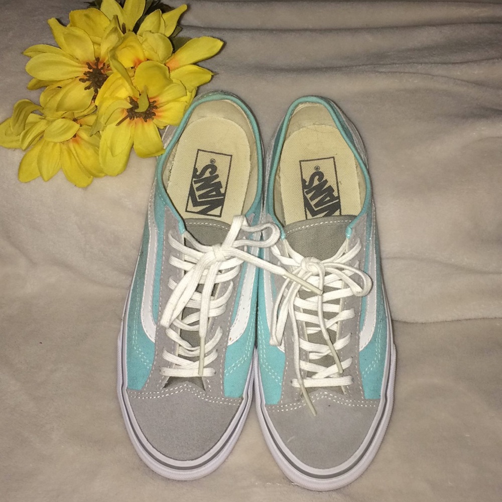 Vans Sneakers